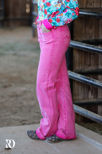 パンツ back slit curve denim pants (pink) パンツ back slit curve denim pants (pink) back slit curve