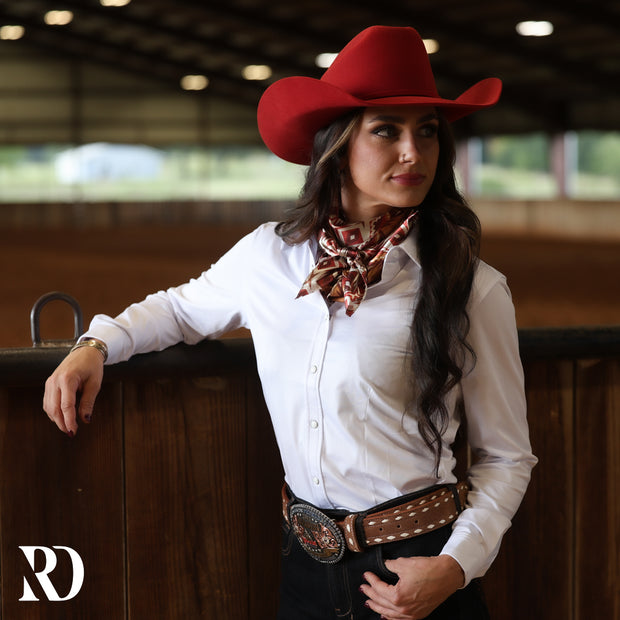 WHITE PERFORMANCE RODEO SHIRT