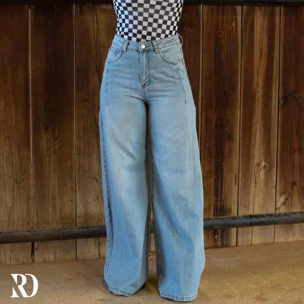 AVA WIDE LEG - LIGHT WASH