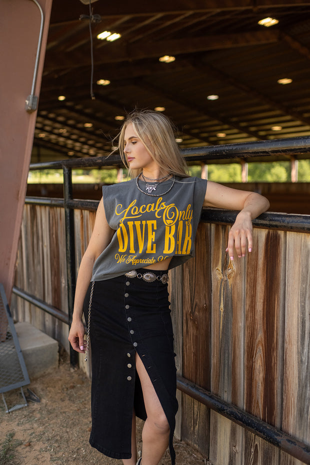LOCALS ONLY DIVE BAR MUSCLE | TEE