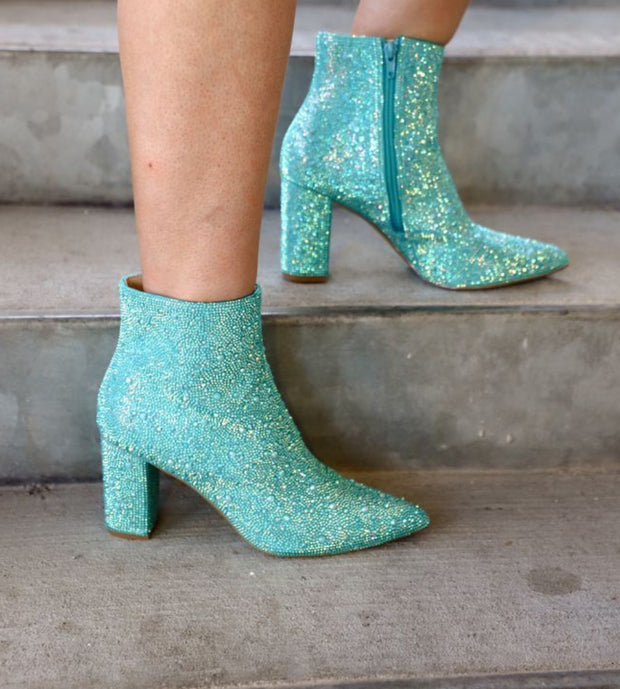 BETSEY JOHNSON CADY LIGHT TURQUOISE | BOOTIES