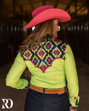 SHOWDOWN PERFORMANCE RODEO SHIRT