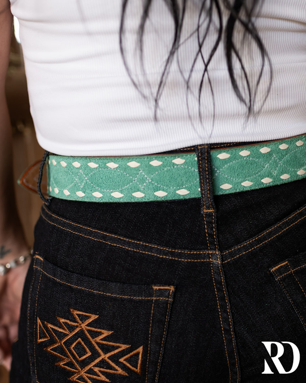 COLORED LEATHER BUCKSTITCH BELTS