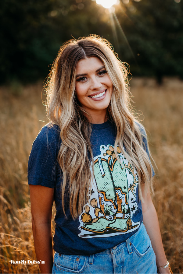 DESERT DAYS BOOTS - HEATHER NAVY TEE